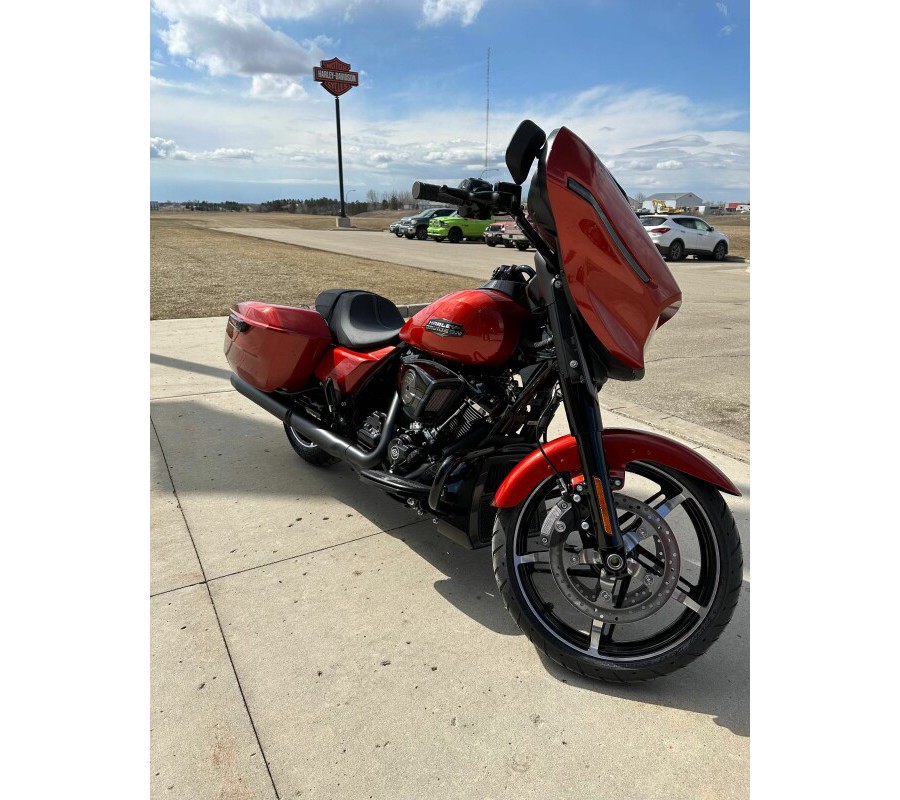 FLHX 2024 Street Glide®