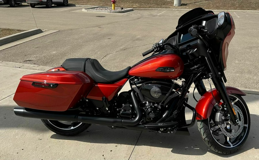 FLHX 2024 Street Glide®