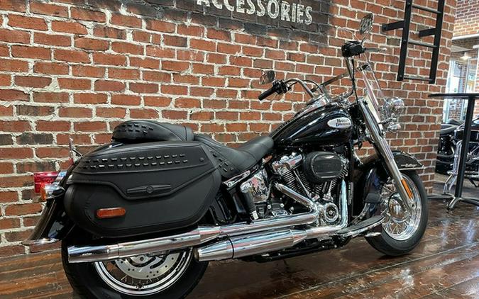 2024 Harley-Davidson Softail FLHCS - Heritage Classic