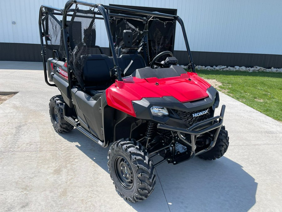 2024 Honda Pioneer 700-4