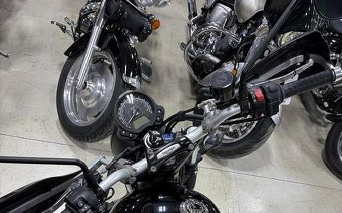 2022 Triumph Street Scrambler Jet Black