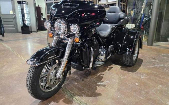 2023 Harley-Davidson® FLHTCUTG - Tri Glide® Ultra