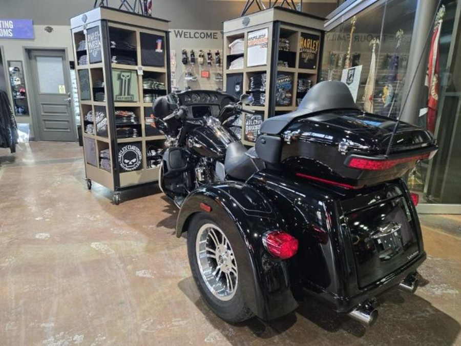2023 Harley-Davidson® FLHTCUTG - Tri Glide® Ultra