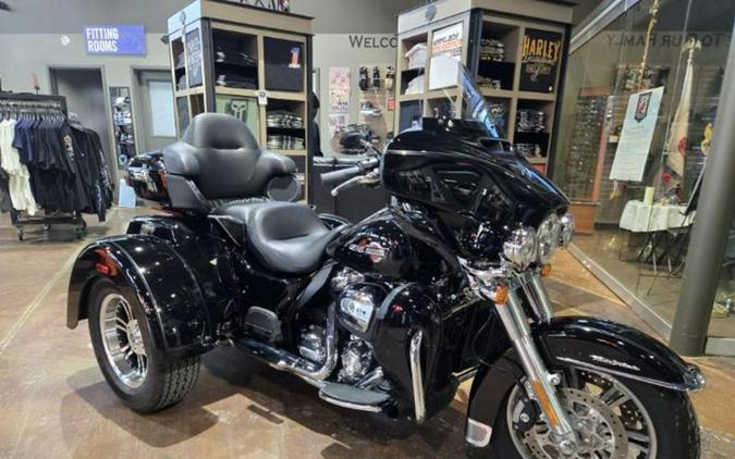 2023 Harley-Davidson® FLHTCUTG - Tri Glide® Ultra