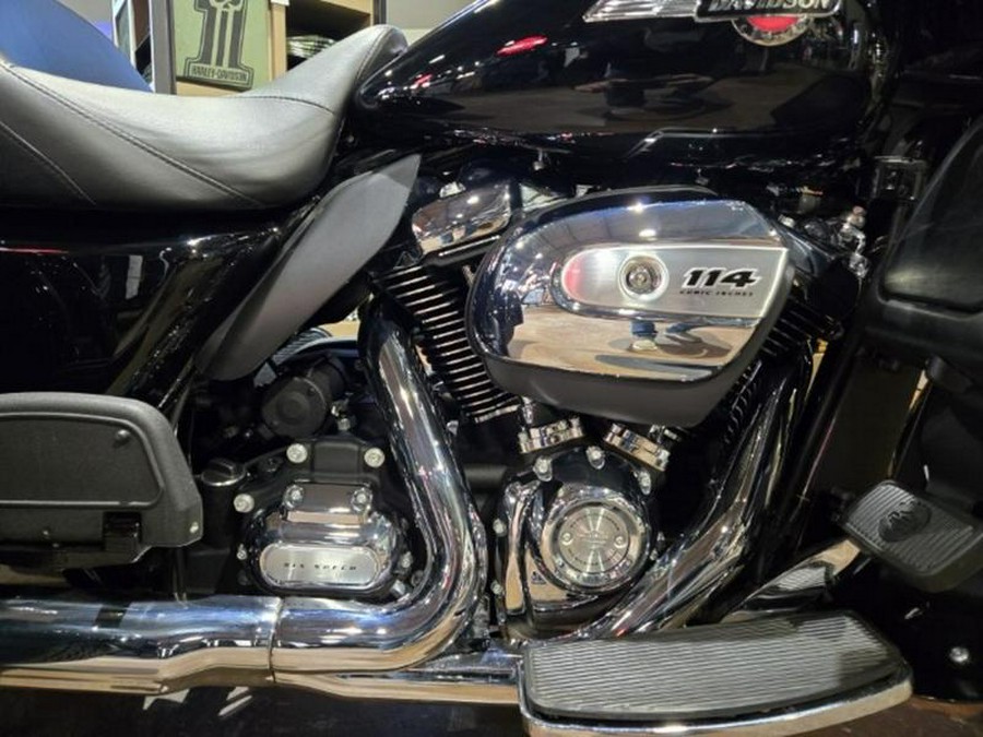 2023 Harley-Davidson® FLHTCUTG - Tri Glide® Ultra