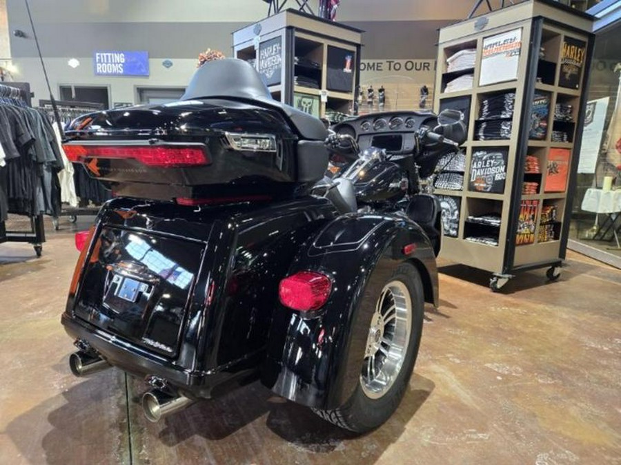 2023 Harley-Davidson® FLHTCUTG - Tri Glide® Ultra