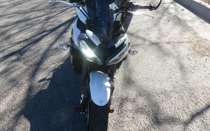 2024 Triumph Street Triple 765 R Crystal White