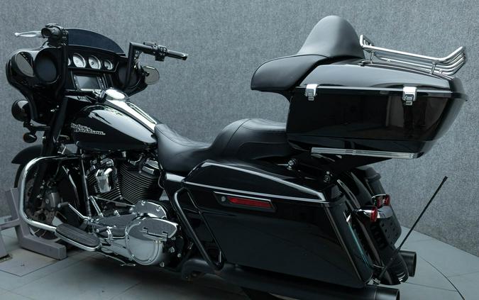 2017 HARLEY DAVIDSON FLHXS STREET GLIDE SPECIAL W/ABS