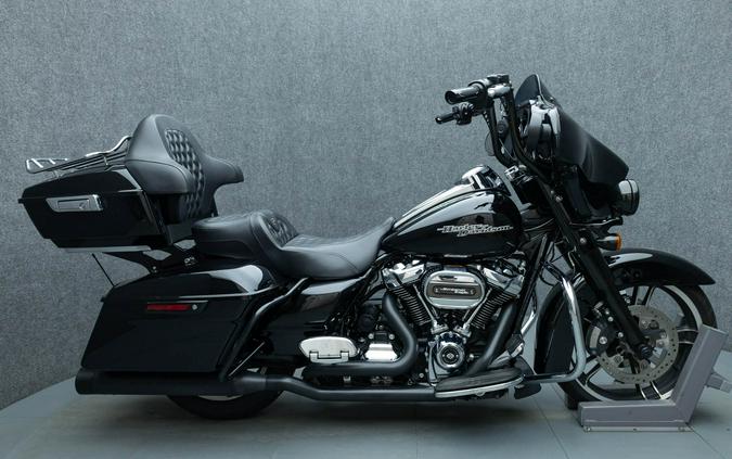 2017 HARLEY DAVIDSON FLHXS STREET GLIDE SPECIAL W/ABS