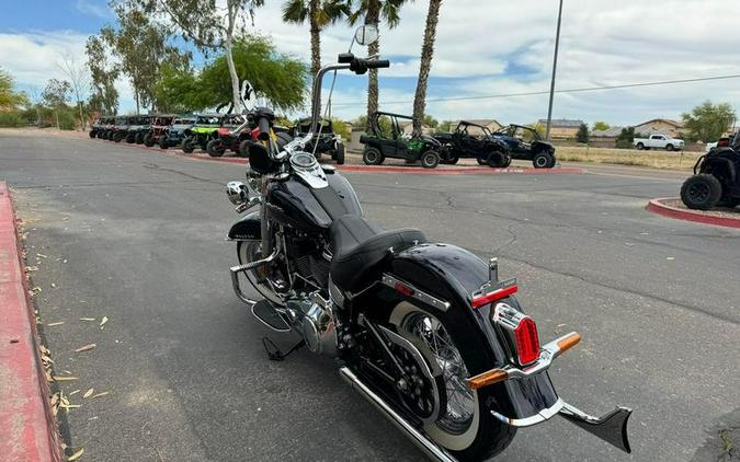 2020 Harley-Davidson® FLDE - Softail® Deluxe