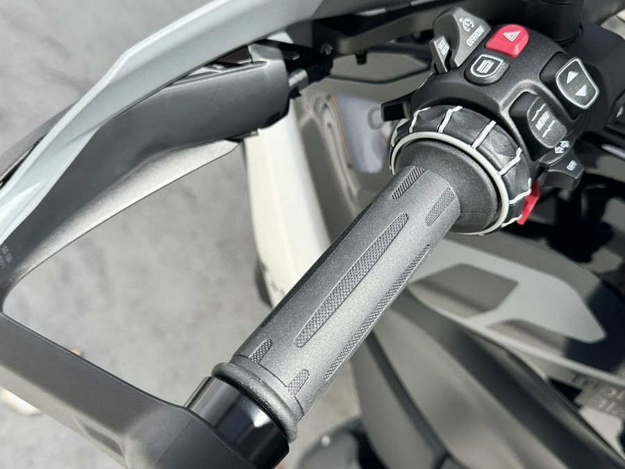 2025 BMW R 1300 GS Triple Black