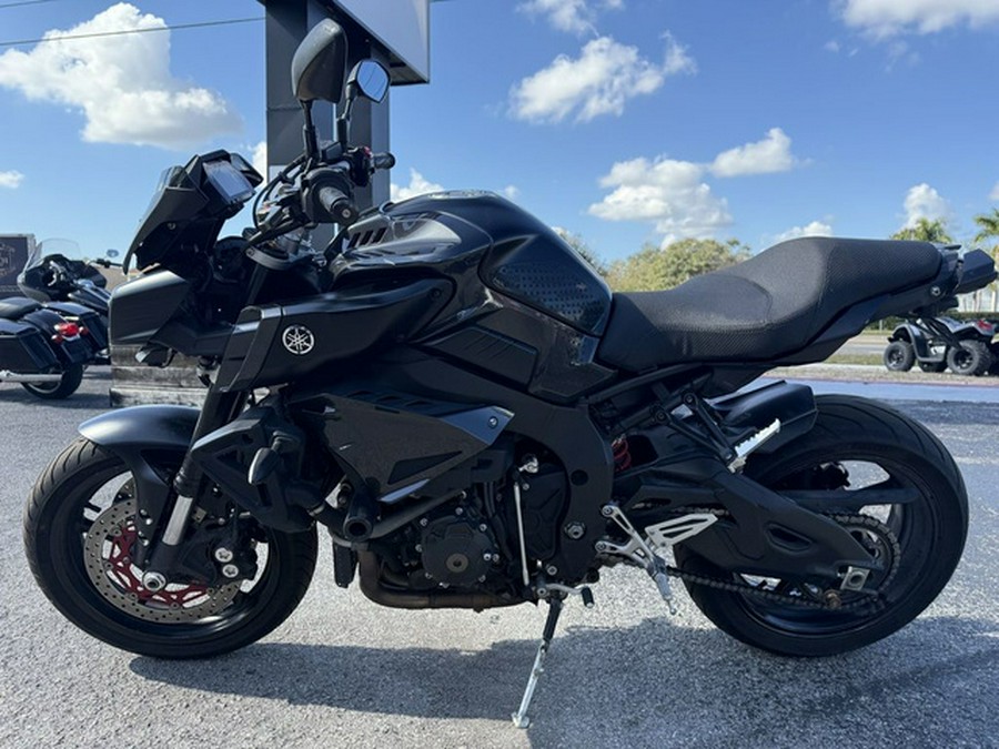 2017 Yamaha FZ 10
