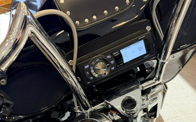 2007 Harley-Davidson Road King Classic FLHRC