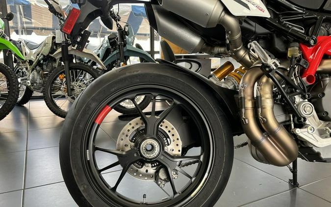 2025 Ducati Hypermotard 950 SP Special Livery 950 SP