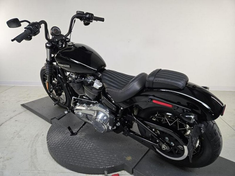 2025 Harley-Davidson® FXBB - Street Bob®