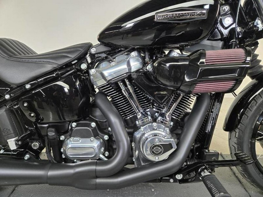 2025 Harley-Davidson® FXBB - Street Bob®