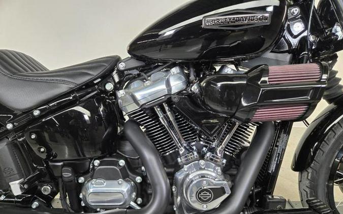 2025 Harley-Davidson® FXBB - Street Bob®
