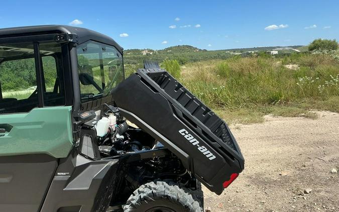 2026 Can-Am Defender MAX DPS CAB HD10