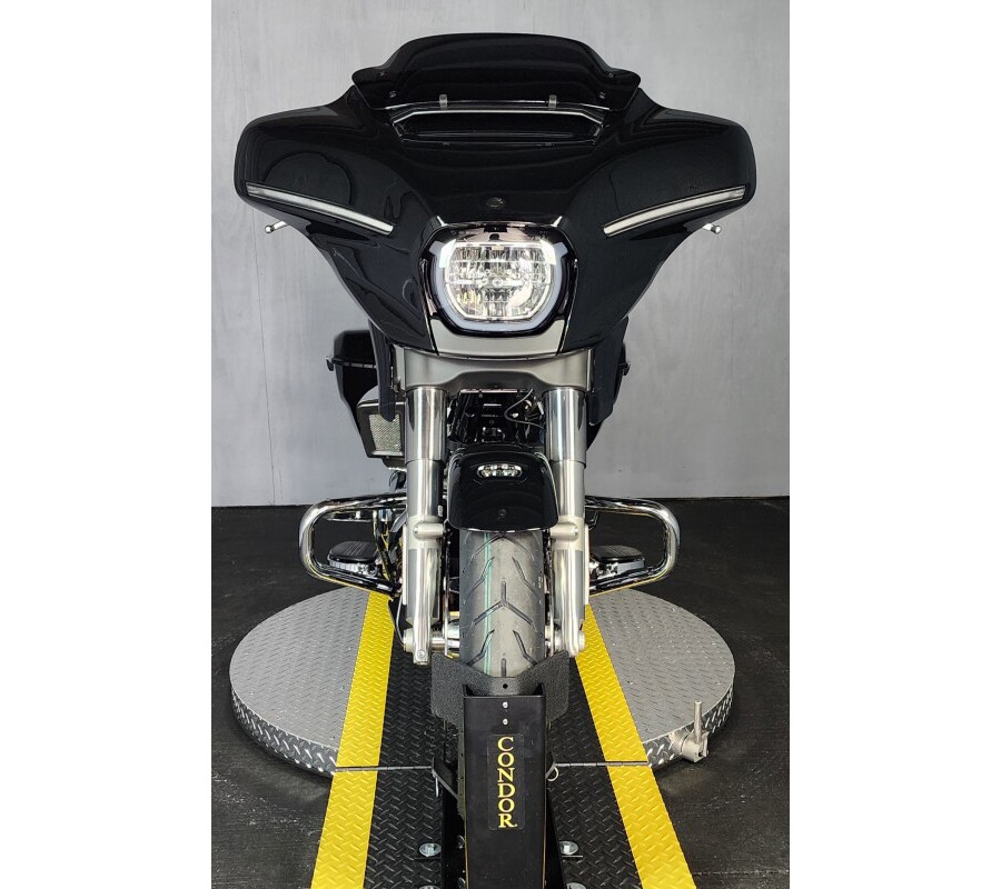 2024 Harley-Davidson Street Glide® FLHX VIVID BLACK