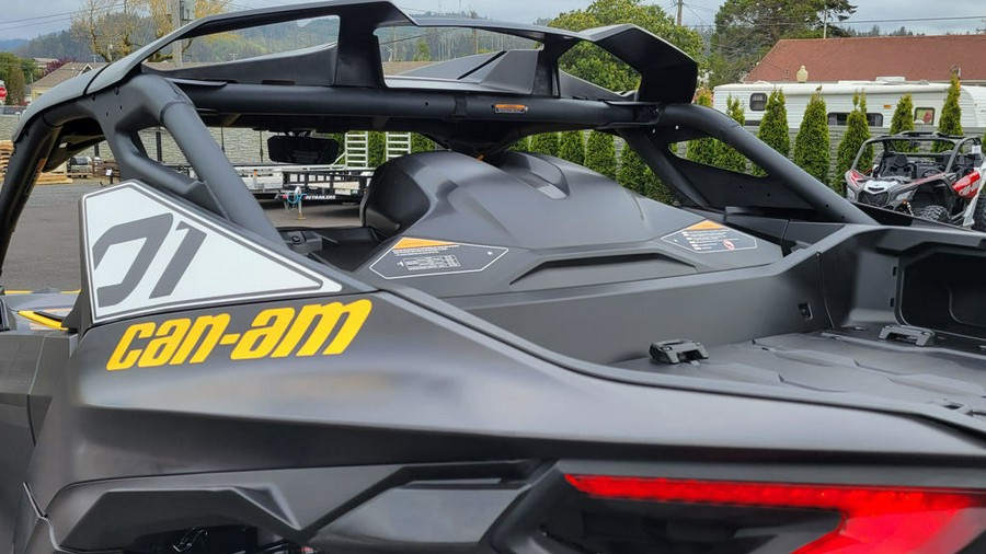 2025 Can-Am® Maverick R X RS