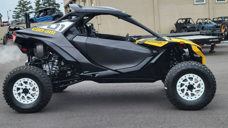 2025 Can-Am® Maverick R X RS
