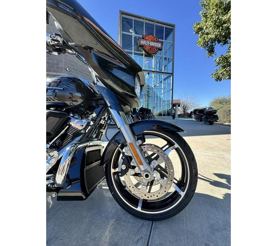 2026 Harley-Davidson® FLHX - Street Glide®