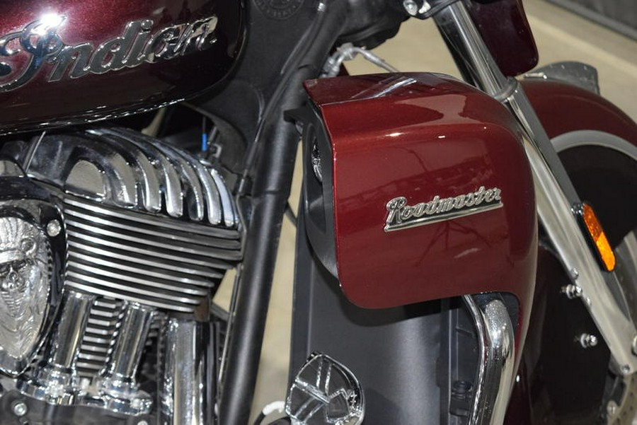 2021 Indian Motorcycle® Roadmaster® Maroon Metallic/Crimson Metallic