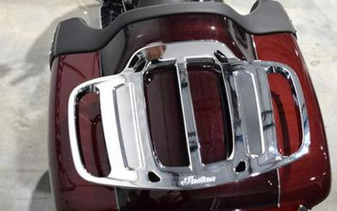 2021 Indian Motorcycle® Roadmaster® Maroon Metallic/Crimson Metallic