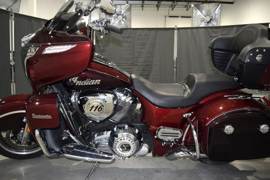 2021 Indian Motorcycle® Roadmaster® Maroon Metallic/Crimson Metallic