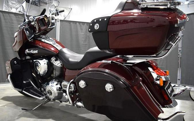 2021 Indian Motorcycle® Roadmaster® Maroon Metallic/Crimson Metallic