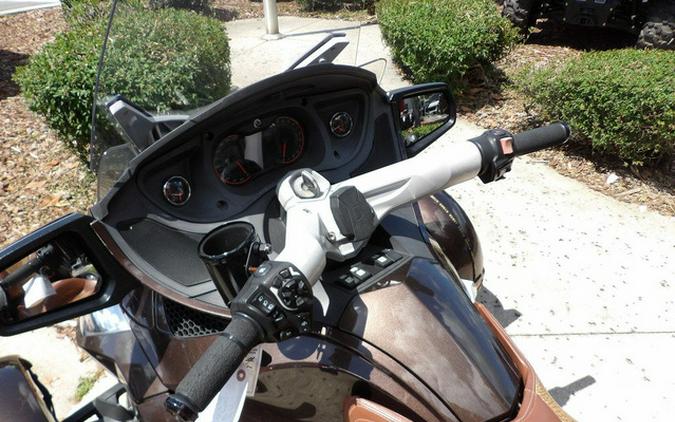 2012 Can-Am Spyder Roadster RT