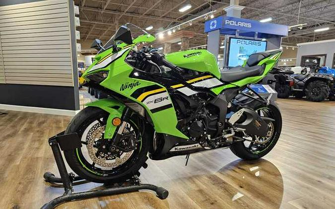 2025 Kawasaki Ninja ZX-6R KRT Edition ABS Lime Green/Ebony/Pearl Blizzard White - 107658