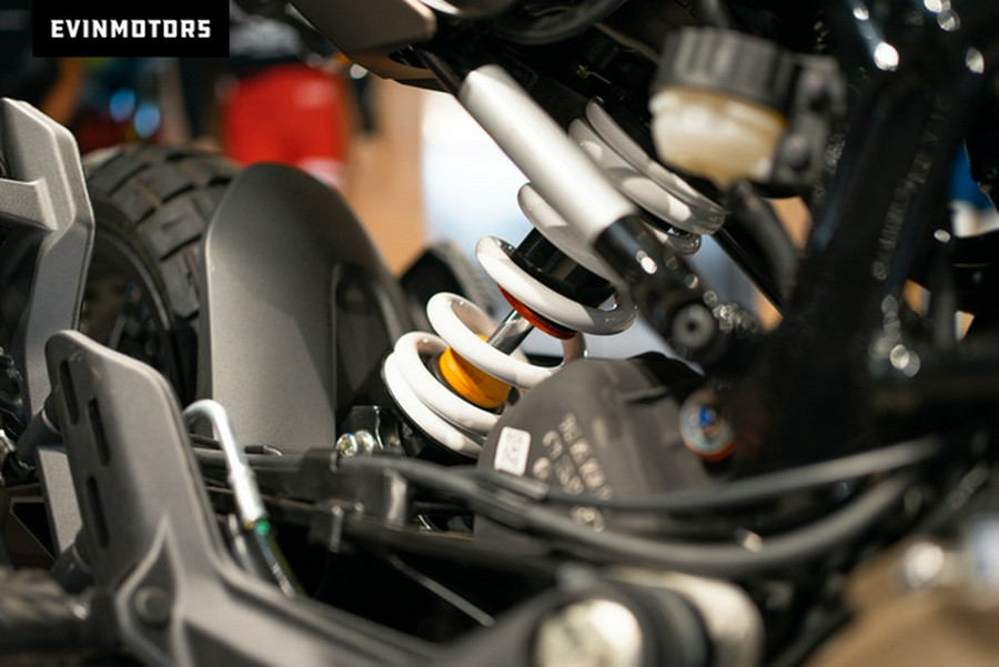 2023 Husqvarna Motorcycles SVARTPILEN 401