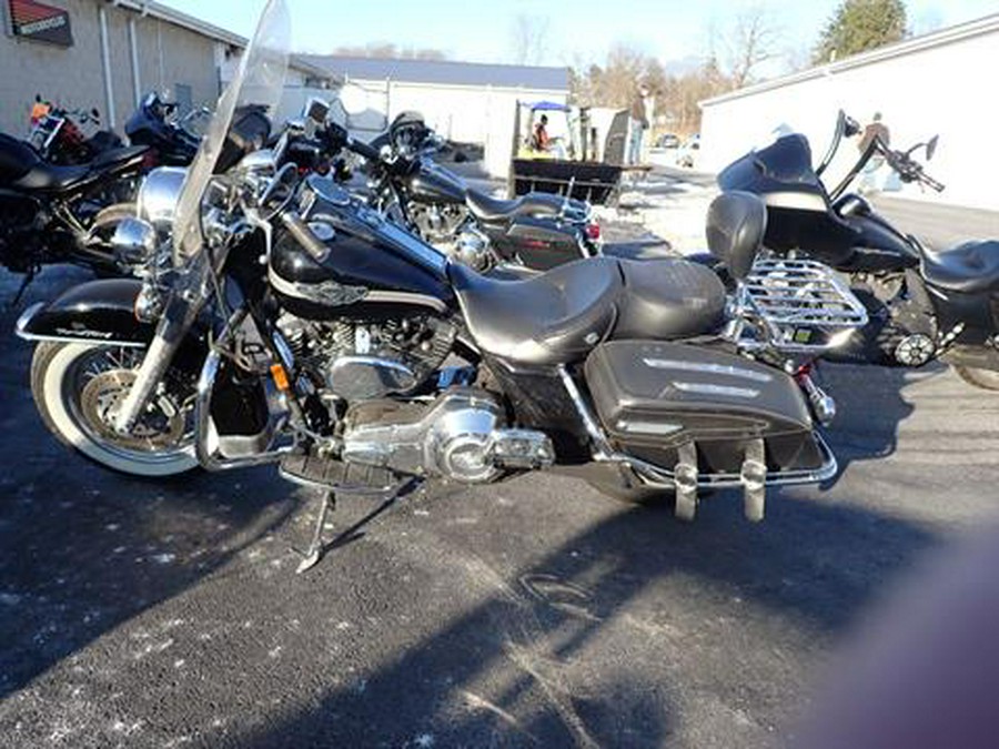 2003 Harley-Davidson FLHRCI Road King® Classic