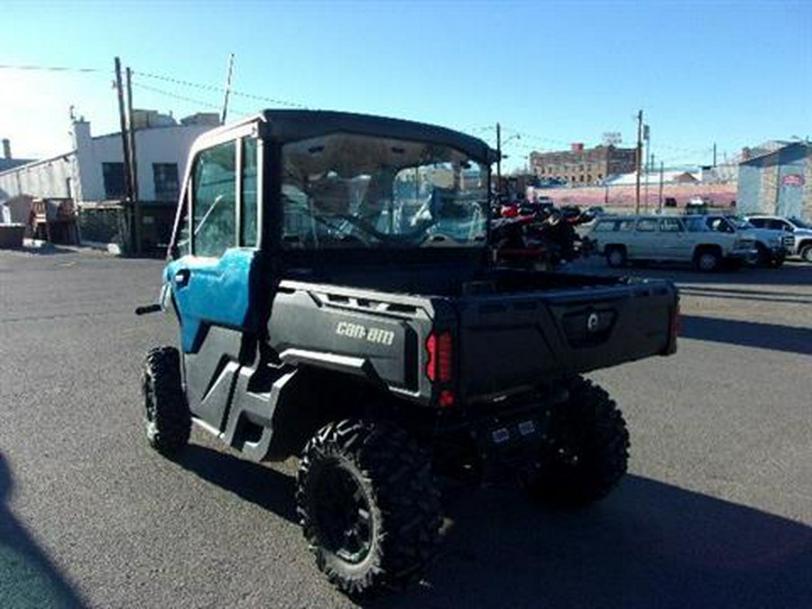 2022 Can-Am Defender DPS HD10