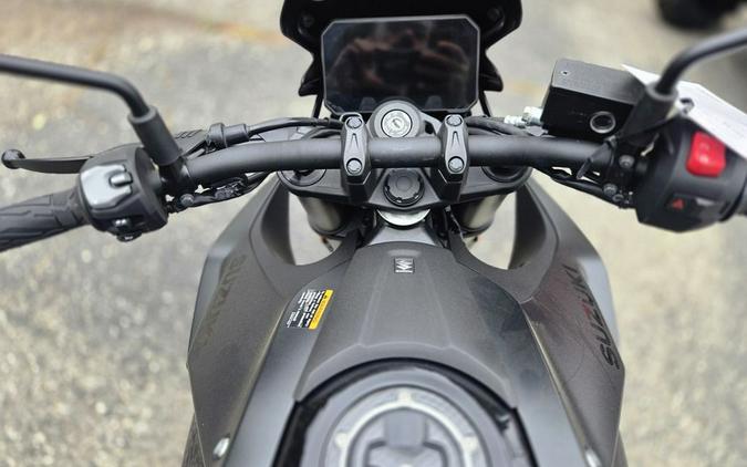 2023 Suzuki GSX-8S