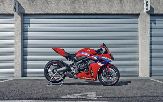2025 Honda CBR650R E-Clutch