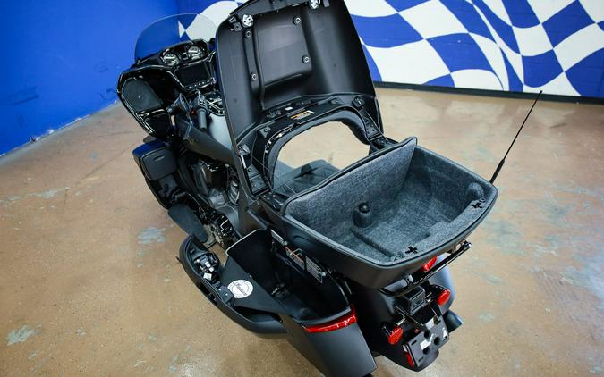 2026 Pursuit 112 Dark Horse® with PowerBand Audio Packa - Indian Motorcycle