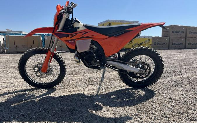 New 2026 KTM XCW 150