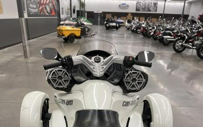 2014 Can-Am® Spyder® RS SE5