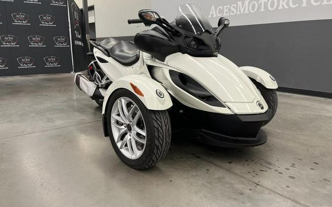 2014 Can-Am® Spyder® RS SE5