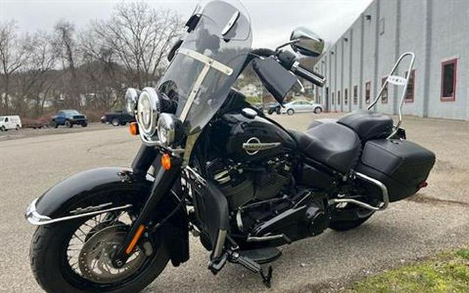 2019 Harley-Davidson Heritage Classic 107