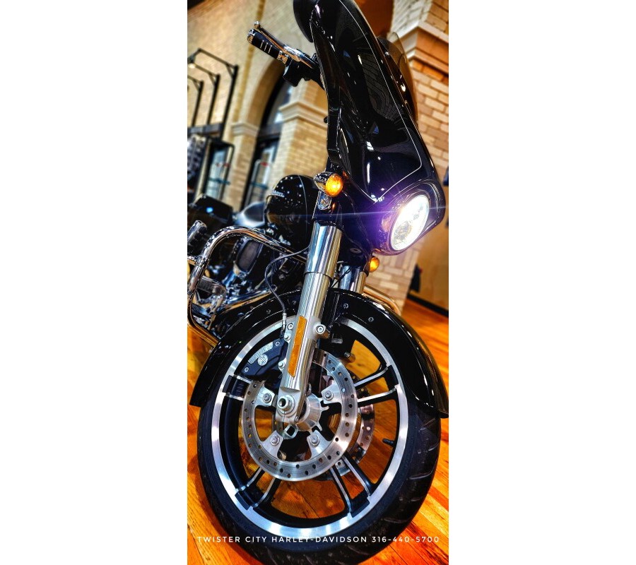 USED 2014 Harley-Davidson Street Glide Special, FLHXS