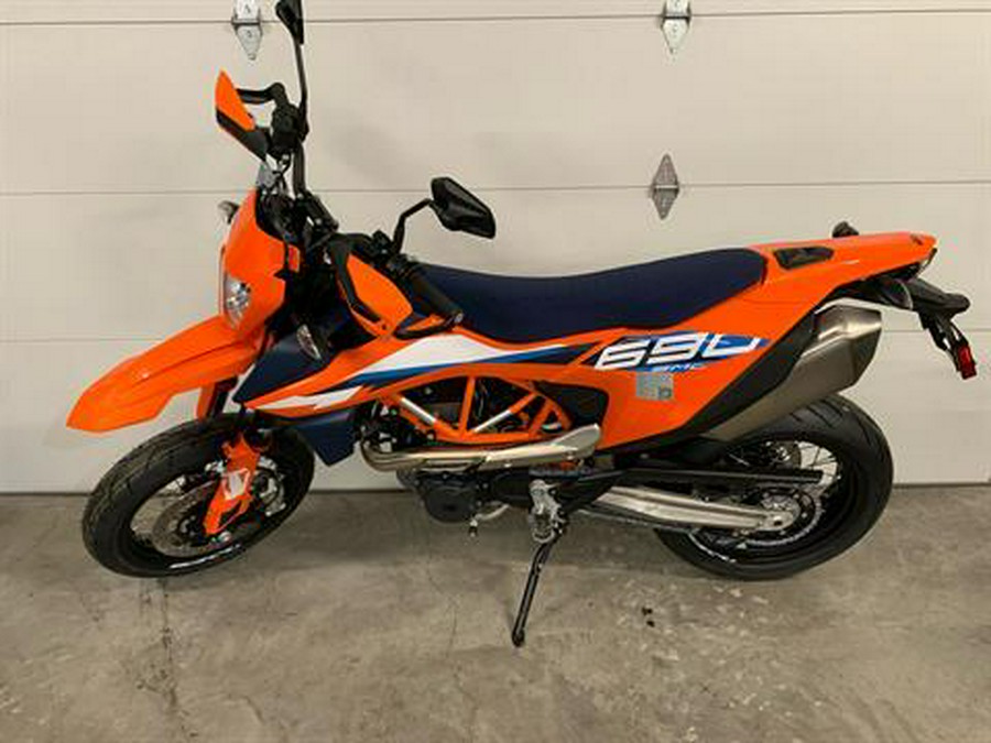 2023 KTM 690 SMC R