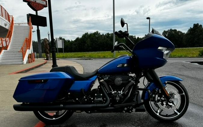 2024 Harley-Davidson Road Glide™ Blue Burst