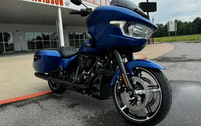 2024 Harley-Davidson Road Glide™ Blue Burst