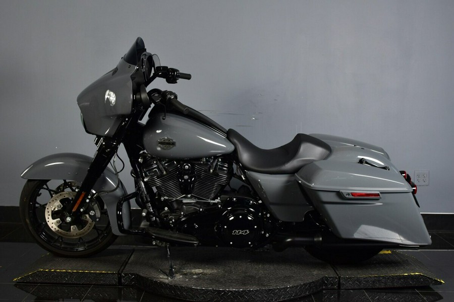 2022 Harley-Davidson Street Glide Special