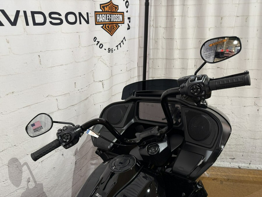 2026 Harley-Davidson® Road Glide® FLTRX 0034631278 Vivid Black