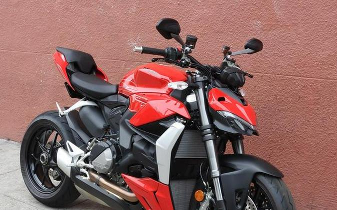 2023 Ducati Streetfighter V2 Ducati Red