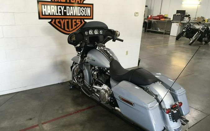 2023 Harley-Davidson® FLHX - Street Glide®